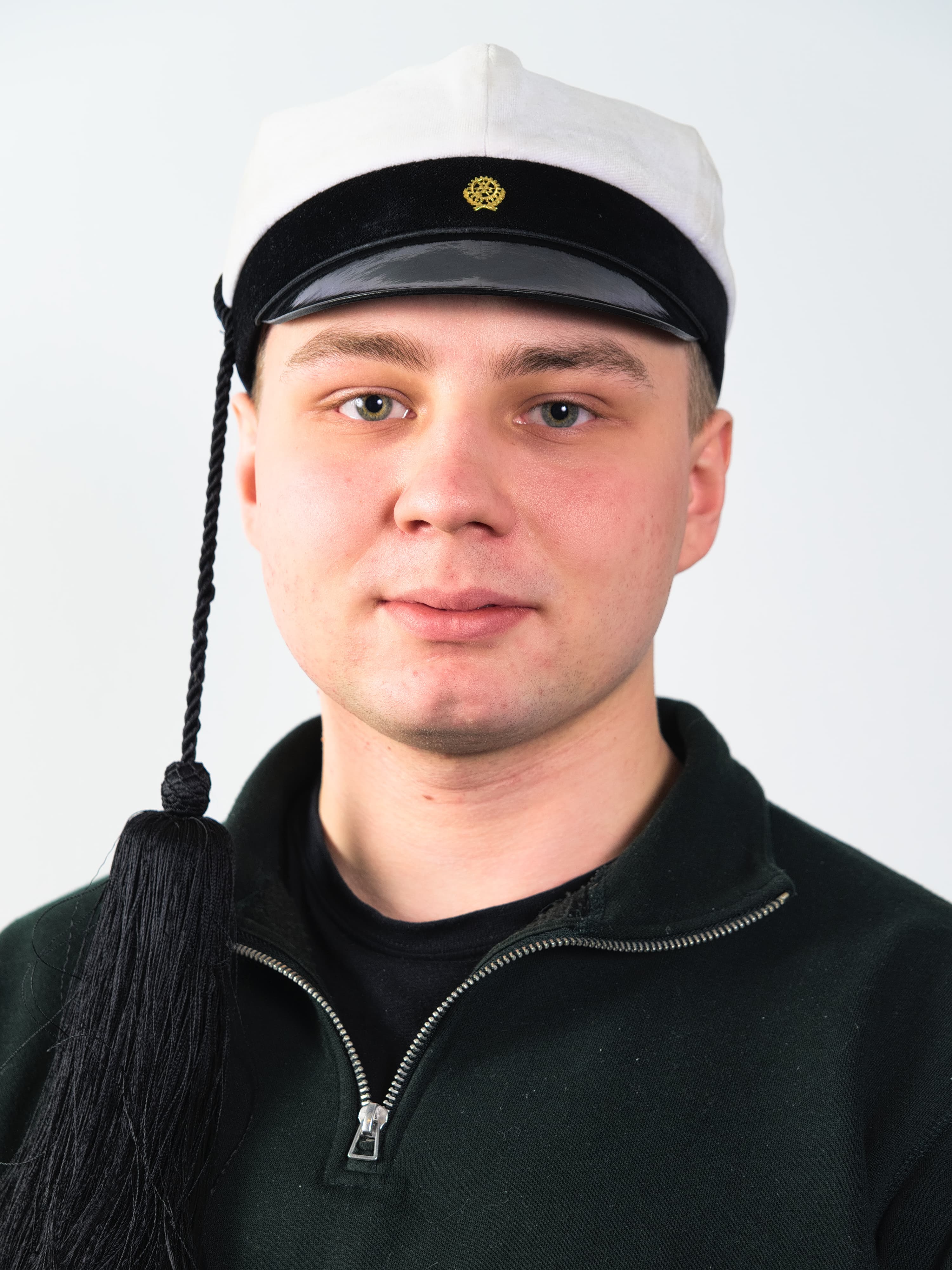 Mikael Siidorow teekkarilakissa